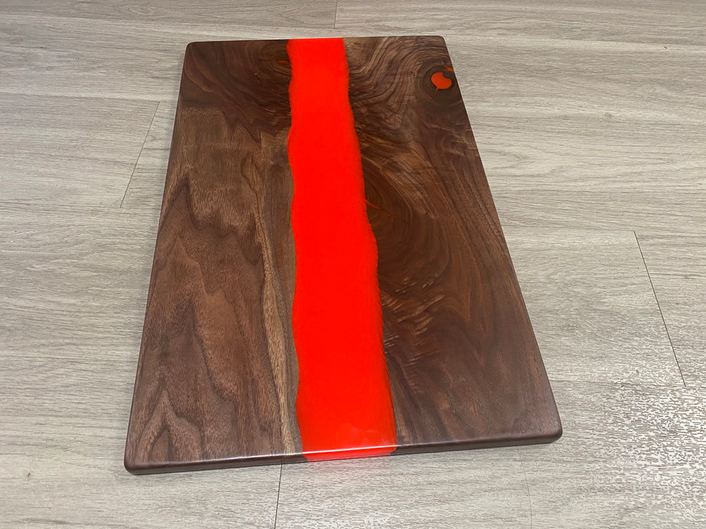 Black Walnut Wooden Cutting Board w/ Ruby Red Epoxy – dragonflywoodcraft
